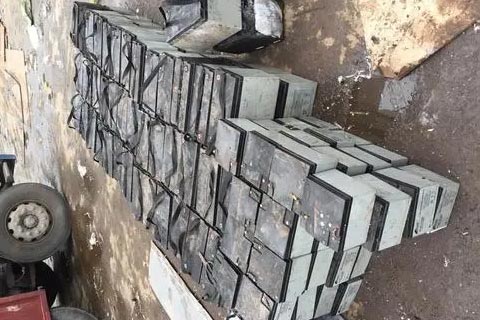 新疆高价叉车蓄电池回收-上门回收动力电池-钴酸锂电池回收